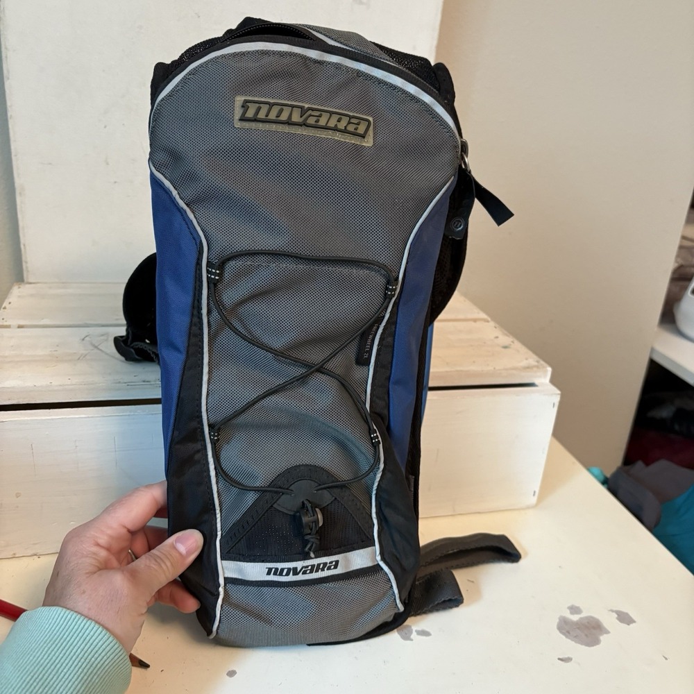 BRAND NEW REI NOVARA 2L Hydration Backpack Cycling Hiking Blue NALGENE FREEWHEEL